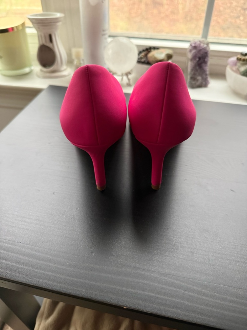 Women's Pointed-Toe Hot Pink Stiletto Pumps - Picture 13 of 14